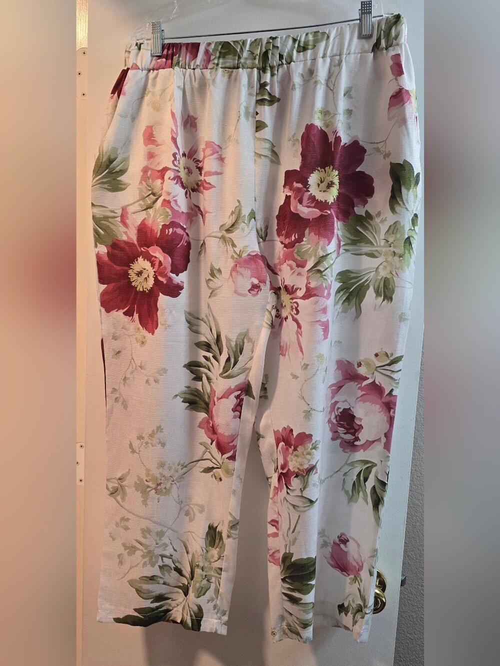 142 Floral Wide-Leg Lounge Pants - Pink & Green Flowers on White